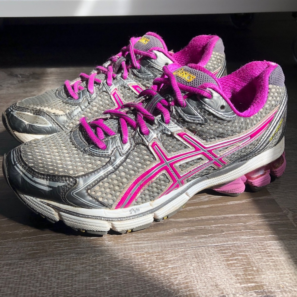 ASICS T256N Gel GT Running Athletic Shoes